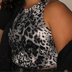 Women’s leopard tank top
